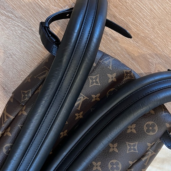 LOUIS VUITTON Palm Springs monogram canvas MM - Picture 12 of 16